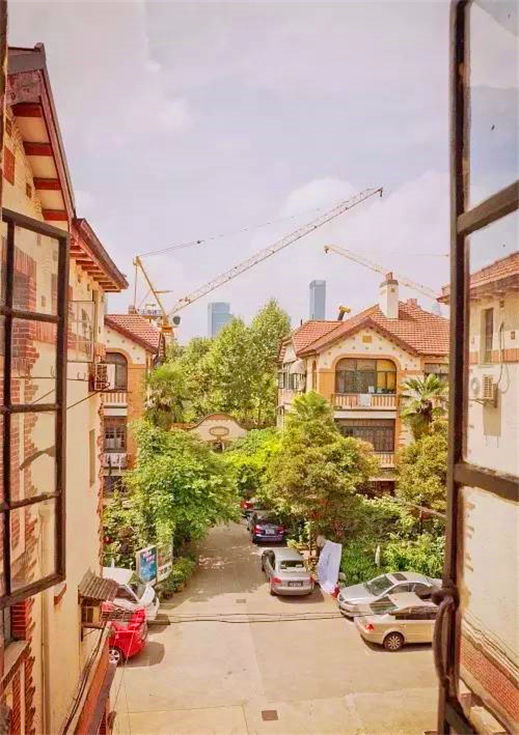 一比利时人在老上海当起了包租公，留下这幢文艺十足的老公寓
